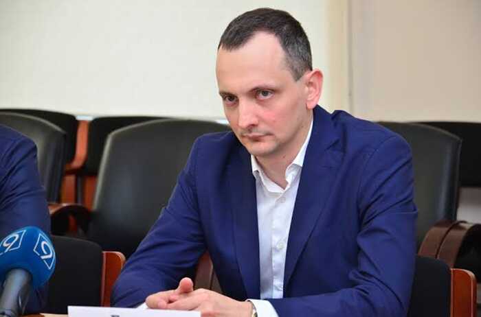 Колишній куратор «Великого будівництва» Юрій Голик зачищає інтернет від розслідувань про ковідний фонд і «дорожній картель»