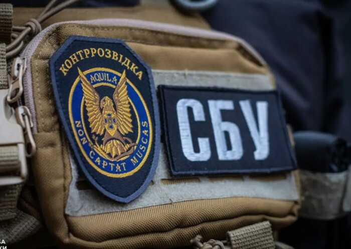 Хабар у 68 тисяч доларів і схема з відстрочками: справу співробітника СБУ передали до суду