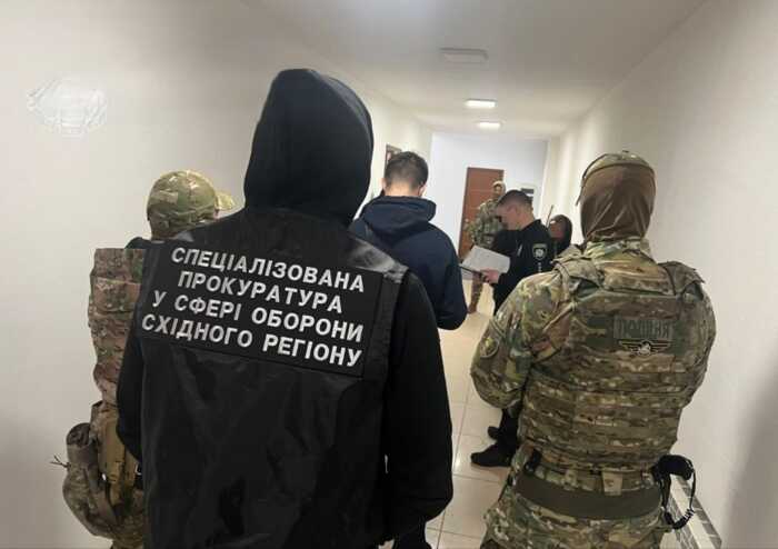 Нацгвардії завдали понад 2,1 мільйона гривень збитків на закупівлі дров: трьом фігурантам повідомили про підозру