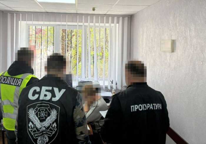 На Хмельниччині посадовців судитимуть через переплату за будинок для родини ВПО на 2,6 мільйона гривень