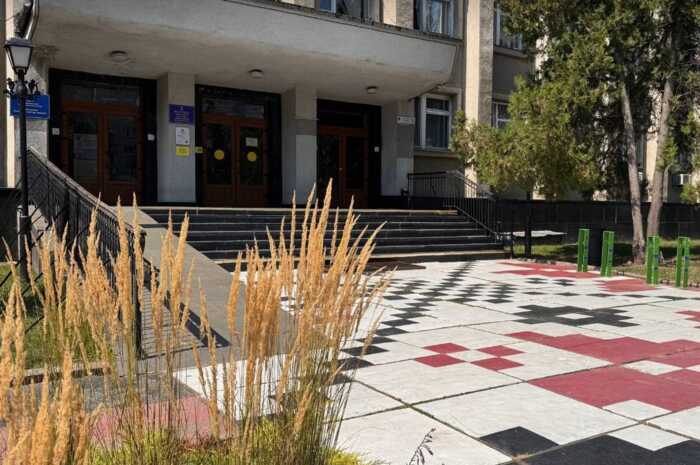 На Буковині судитимуть експосадовця управління освіти через розтрату понад 1,3 мільйона гривень