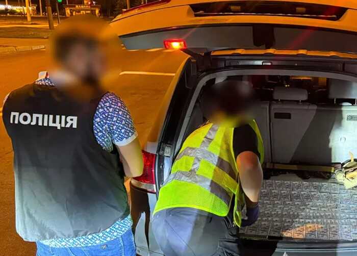 20 тисяч доларів за «вирішення питання» в ТЦК: на Харківщині затримали військового
