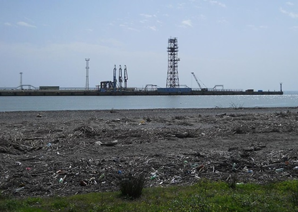 Єдиний НПЗ Грузії замінить російську нафту казахстанською