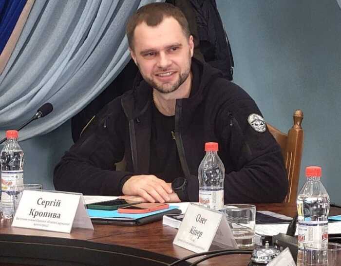 Кропива мав зустріч в авто, записаного на родину хакера, якого розшукує Секретна служба США