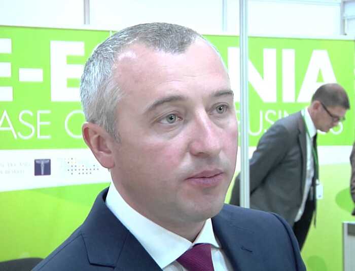 Від митниці Януковича до мільйонних активів: як родина втікача Калєтніка зберегла маєтки, землю та політичний вплив