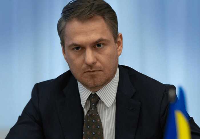 Кравченко вночі виїхав за кордон — Центр протидії корупції