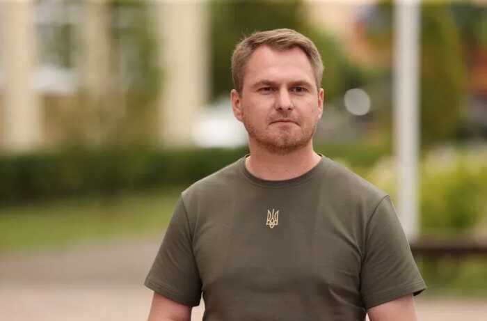 «Відрядження на 5 днів»: Кравченко власноруч підписав собі виїзд до Парижа на тлі розслідувань НАБУ