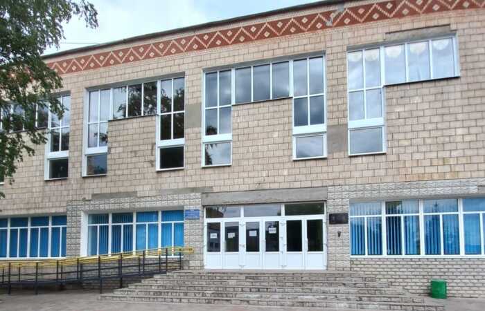 «Ремонт у минулому часі»: у Конотопі розіграли 39 мільйонів на укриття із завищеними цінами та фіктивними термінами