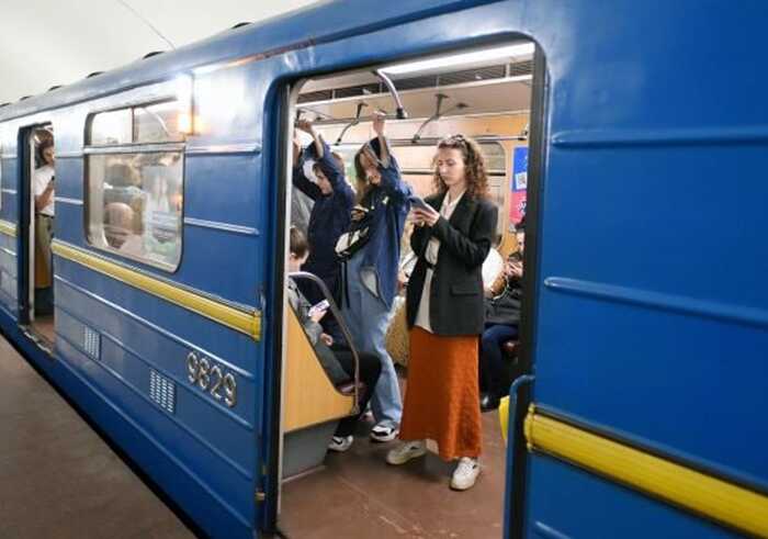 НАБУ та САП викрили розкрадання 137,5 мільйона гривень на перевезенні вагонів для Київського метро
