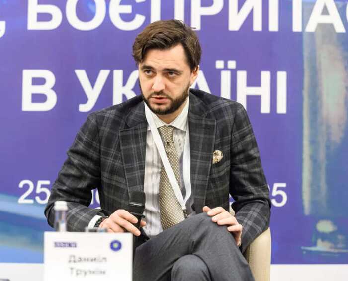 Мати посадовця ОГП Даниїла Труніна придбала дві квартири в Києві за ціною значно нижчою за ринкову