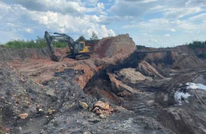 Директору підприємства на Волині повідомили про підозру у легалізації незаконно видобутої сировини