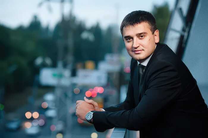 Колишній виконуючий обов’язки міністра цифрової трансформації Олександр Борняков «забув» задекларувати два мільярди гривень