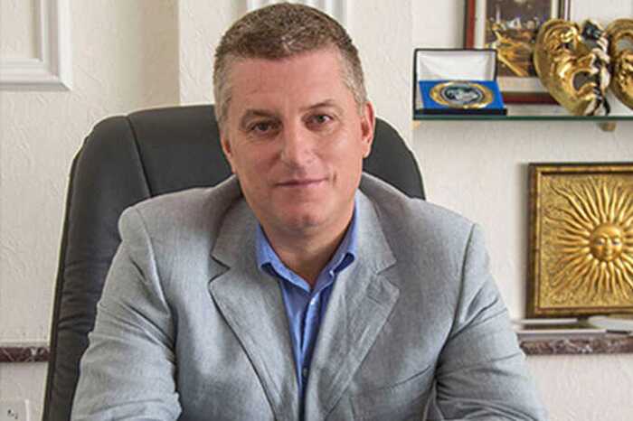 Ексвіцепрезидент «Київміськбуду» Аркадій Бондарев зачищає інтернет від згадок про 300 тисяч євро в Іспанії та бізнес сина