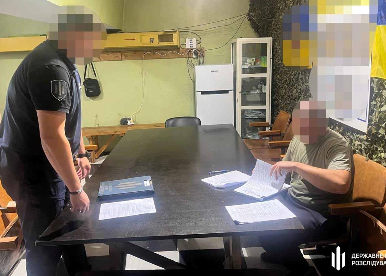 Продавали тилові посади за $3000: на Кіровоградщині викрили двох військових