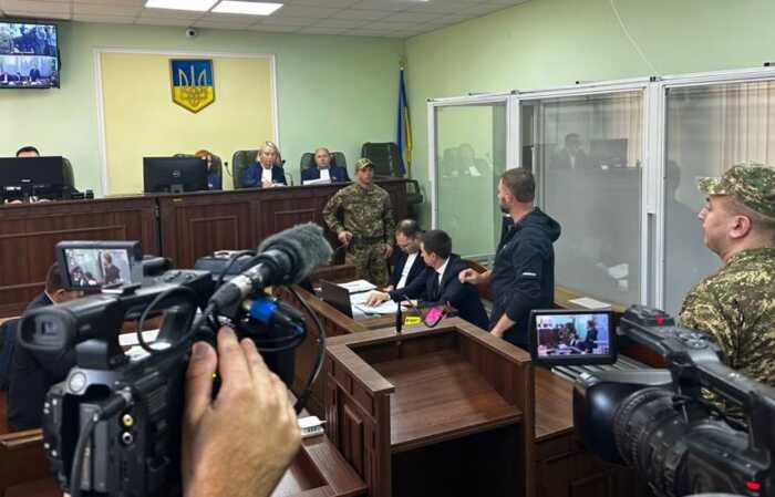 505 кол-центрів і 3,5 мільйона доларів щомісяця: як посадовець ОГП Сергій Кропива контролював «дах» для шахрайських схем