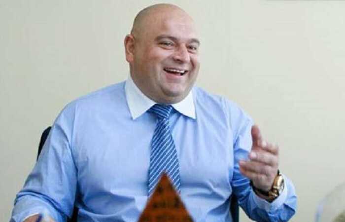 Дірки в ліцензіях і мільйонні махінації: як структури ексміністра-втікача Злочевського захоплюють нафтогазові надра України