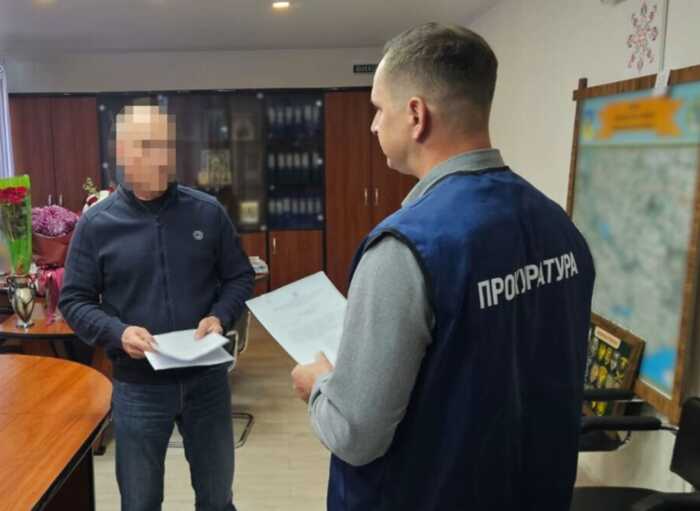 Ремонт доріг на папері: меру Вільногірська Василенку оголосили підозру через 1,2 мільйона гривень